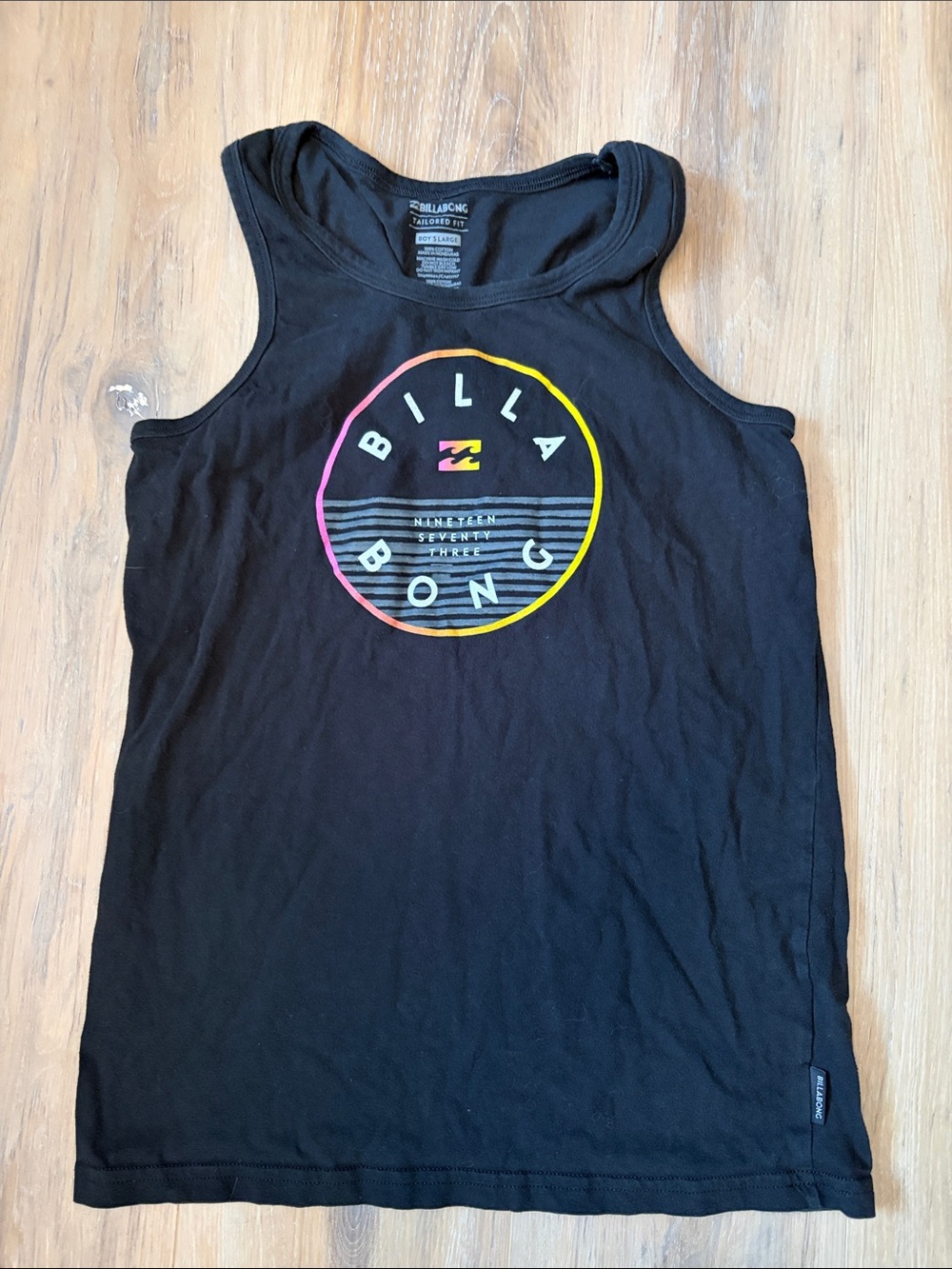 ( 2 for 10$) Billabong Black Tank Top with Rainbow Ring Logo